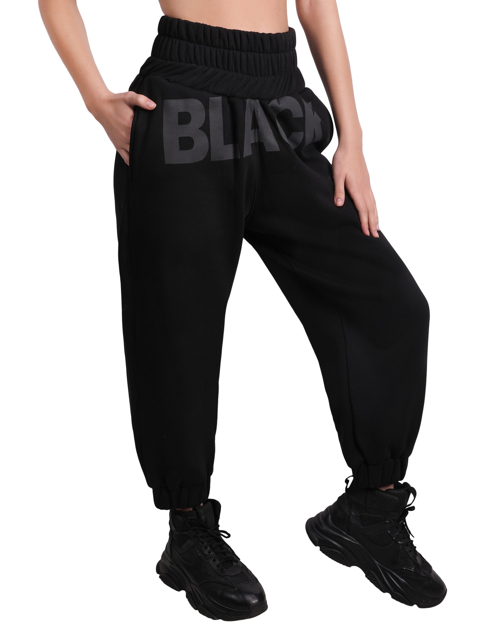 WOMEN TRACKPANTS