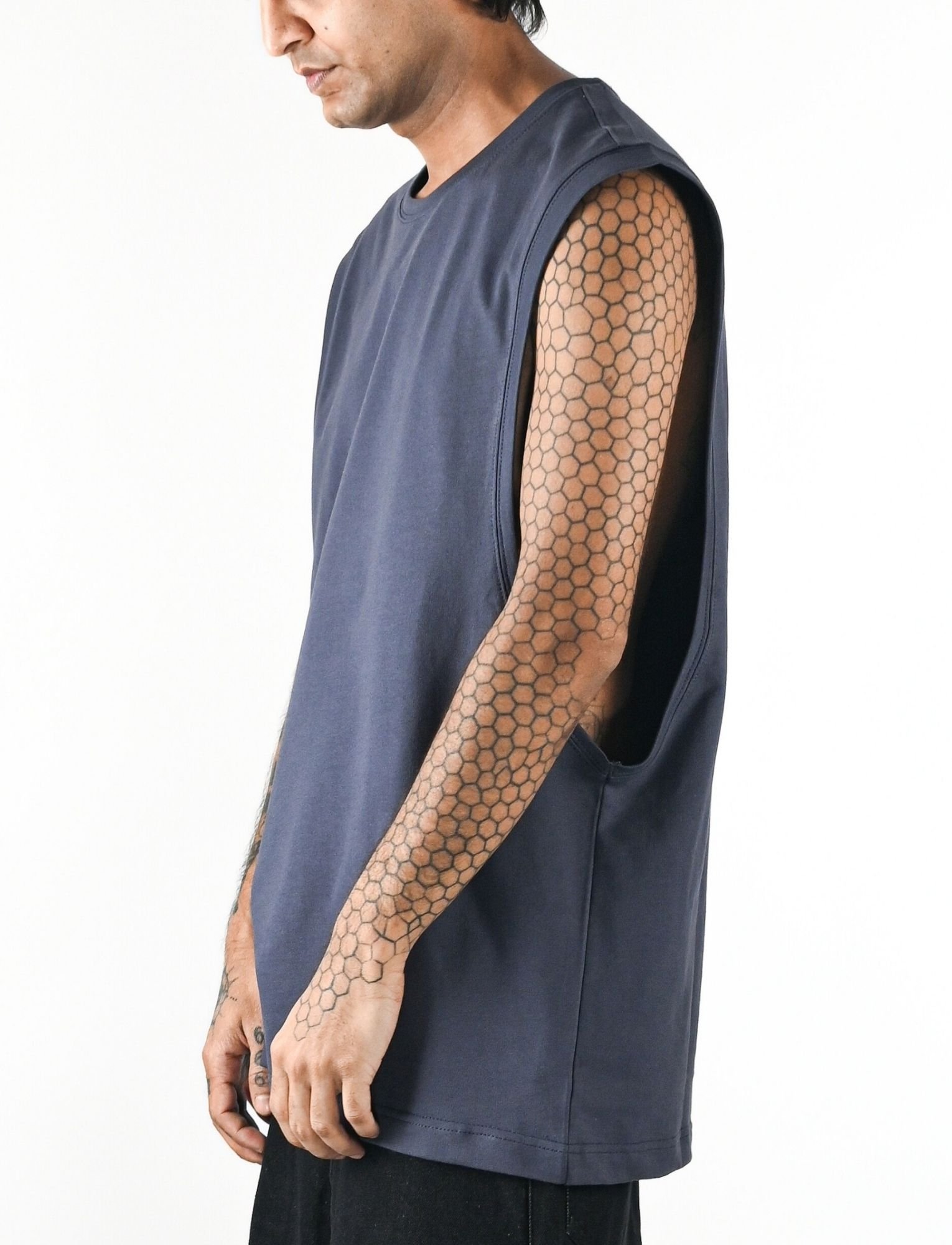 SLEEVELESS T-SHIRT MAN