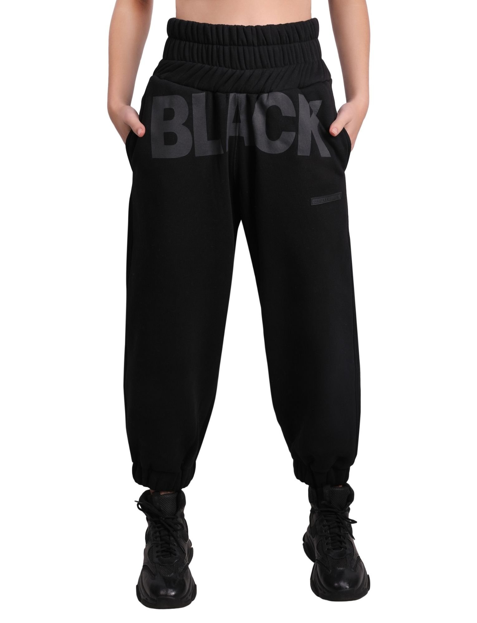 WOMEN TRACKPANTS